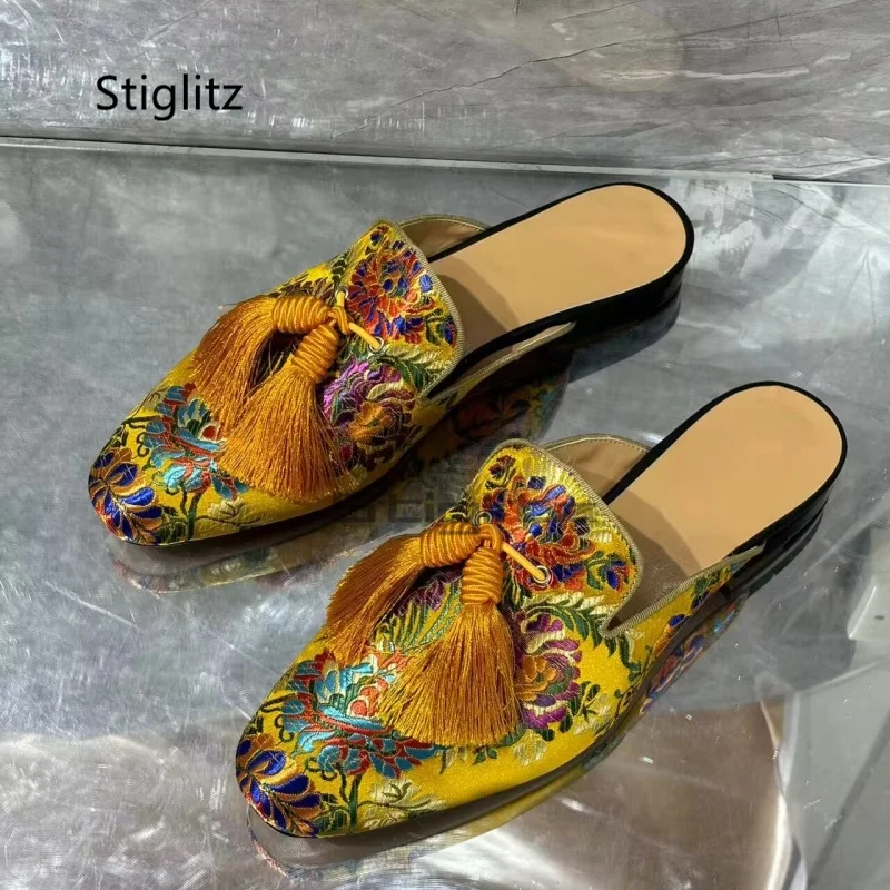 

Yellow Tassel Men's Slippers Mixed Colors Embroidery Mules Half Shoes for Men Runway Look Low Heel Summer Sandals Outside