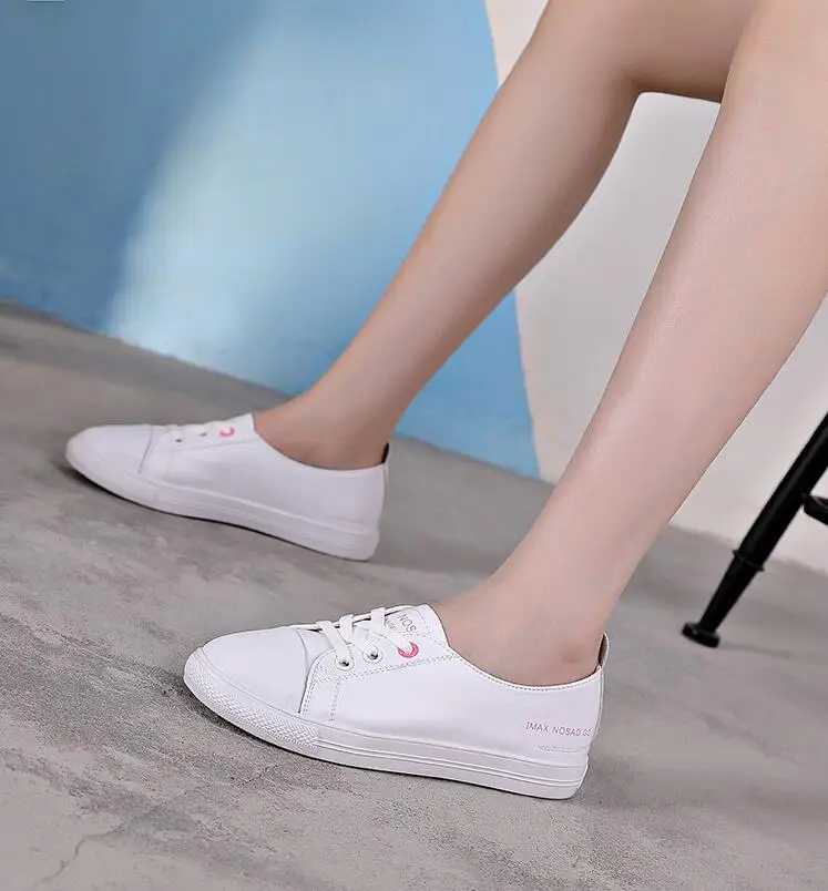 2023 New Genuine Leather Casual Sneakers for Women Plus Size Spring Summer Skate Shoes Ladies Vulcanized Shoes Little White