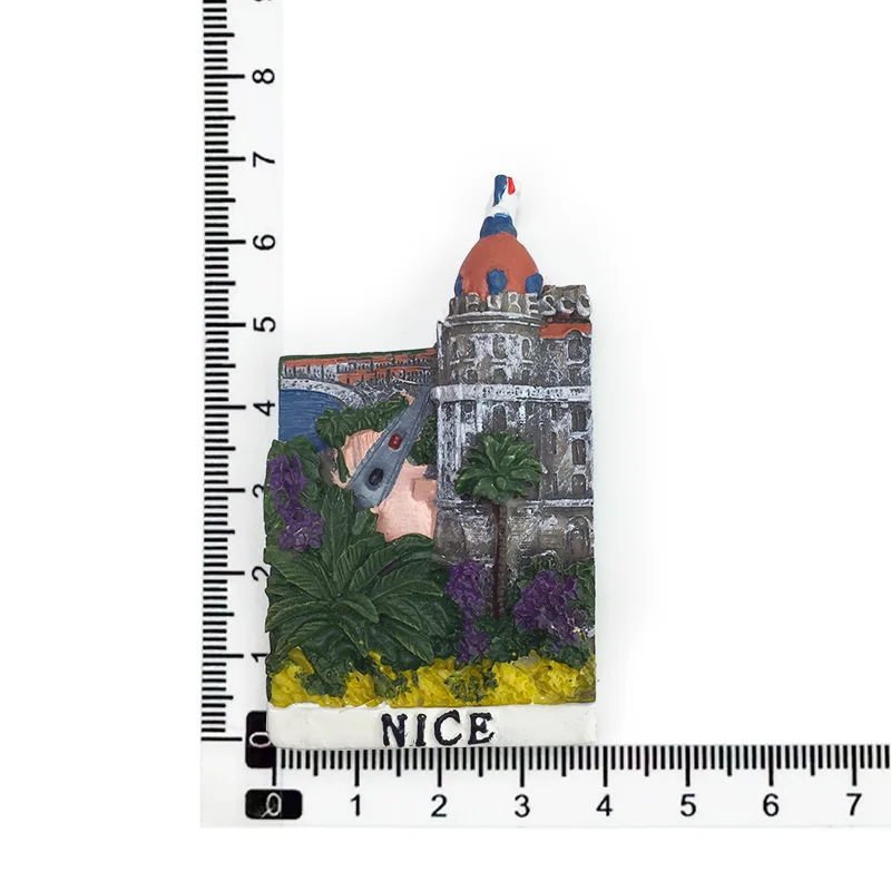 Resin Material Magnetic Saumur Castle Fridge Magnet - Souvenir Decor for Kitchen, Office, Home