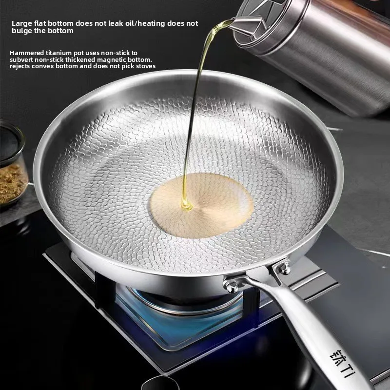 304 Stainless Steel Hammer Patterned Pure Titanium Frying Pan Thickened Three-Layer Steel Uncoated Non Stick Pan