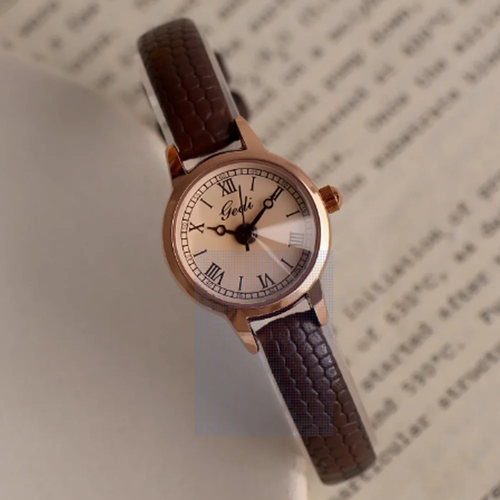 Fashion style minimalist luxury small plate belt with quartz women's watch for women‘s girl party gift jewlry wholesale