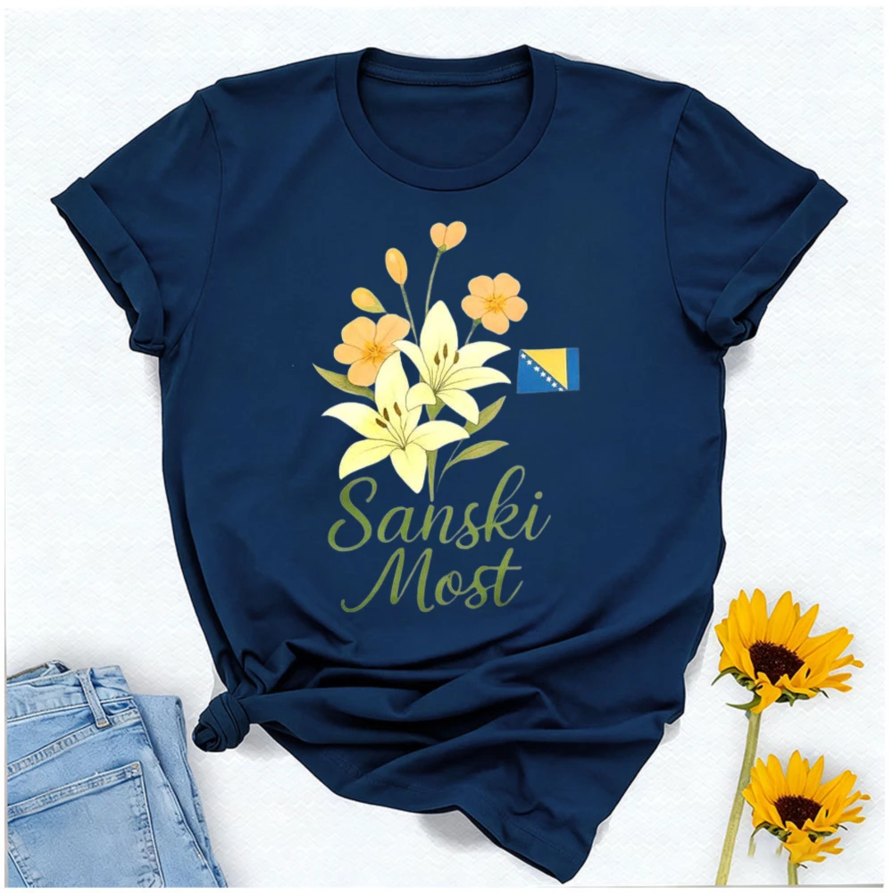 Sanski Most Bosnian Lilies Flowers & Flag Design Homeland Love Bosnia T-Shirt Gift Idea Commuter Casual Style Female Tshirt