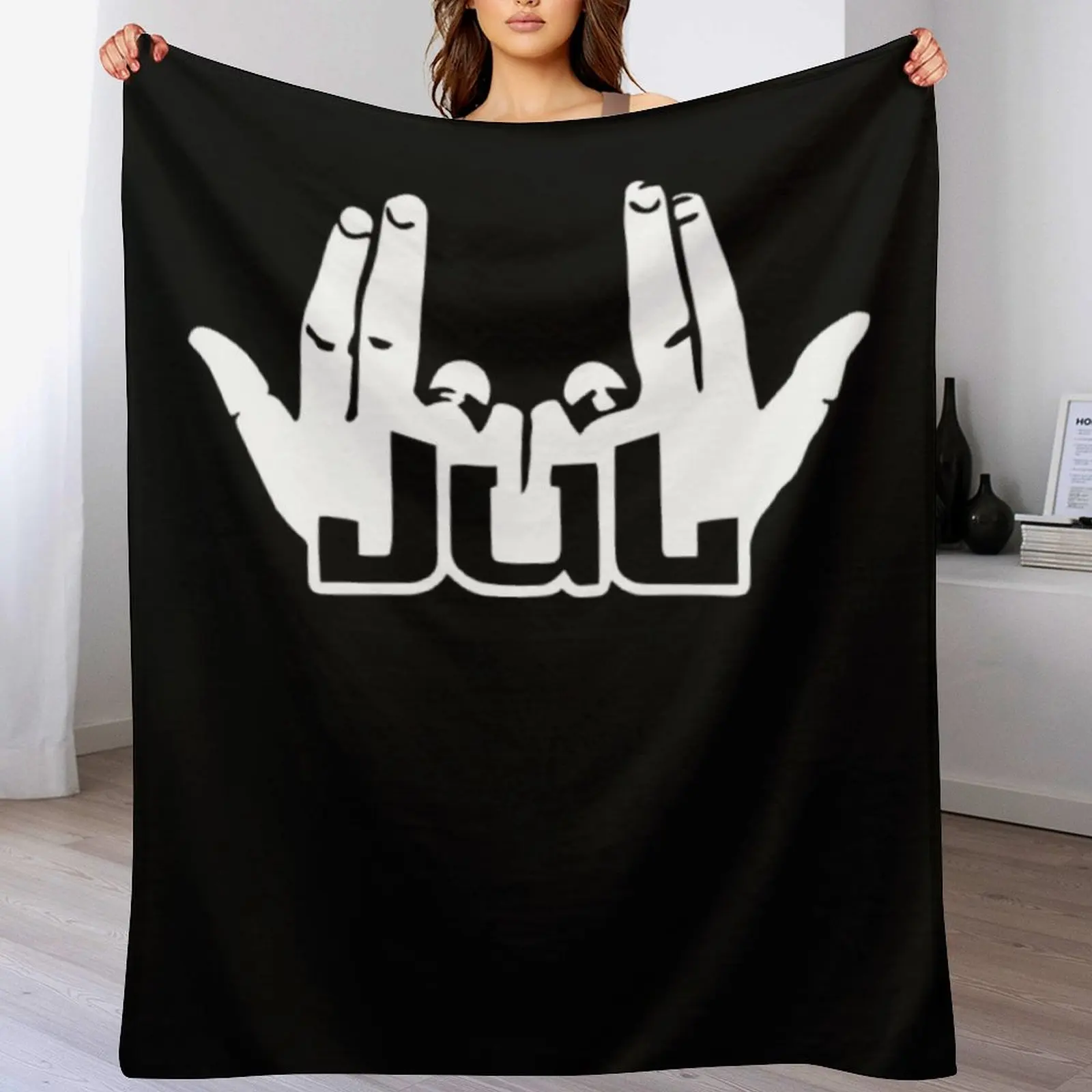 Jul sign Throw Blanket Luxury Thicken Luxury Designer Decoratives funny gift Blankets