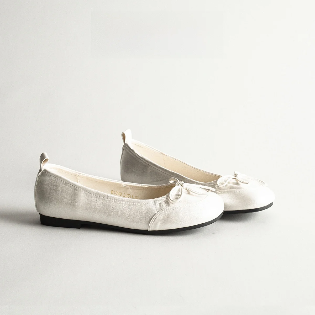 ballet-flat-shoes-women's-casual-versatile-bean-shoes-mary-janes-leather-slip-on-round-toe-flat-heel-spring-fashion-single-shoes