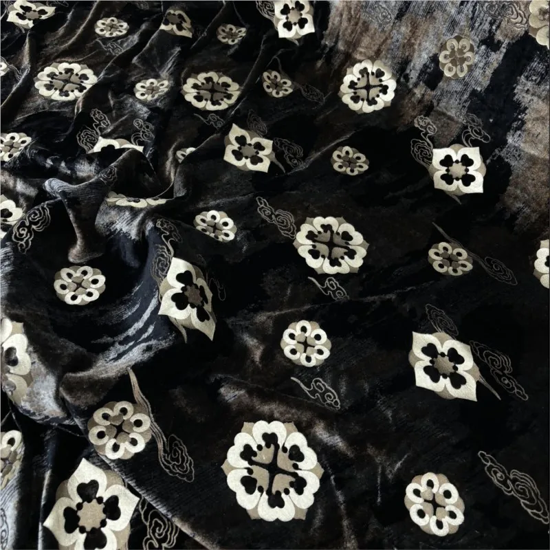 Woven real velvet Qiaoqi embossed and glued silk base treasure flower