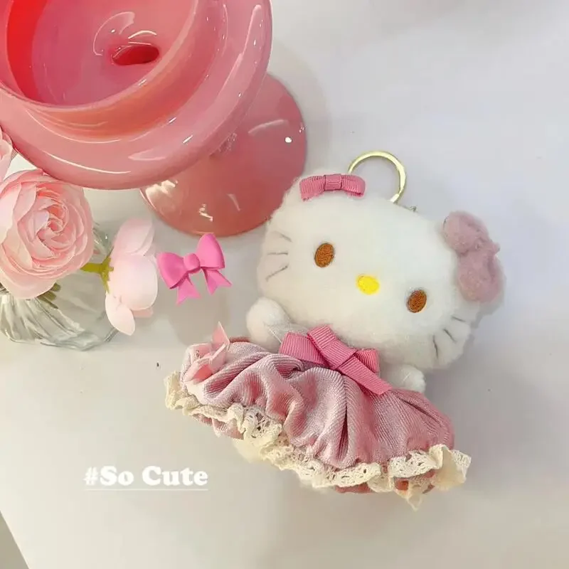 Sanurgente-Peluche douce Hello Kitty, beurre, dessin animé mignon, breloque KT, ornements de mode, décoration de sac d'école, jouets pour filles et enfants, cadeaux