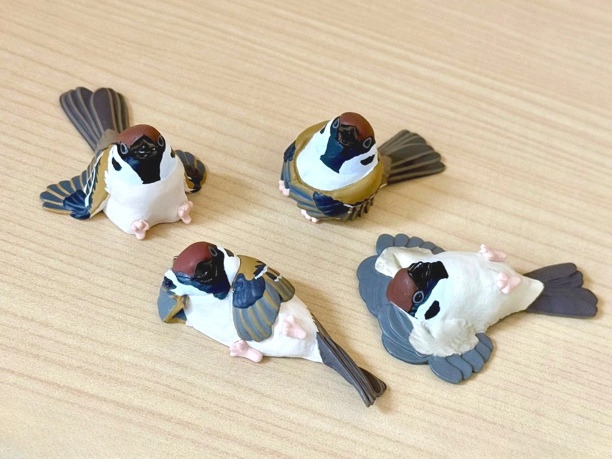 Original capsule toys cute kawaii Lazy Sparrow The Bird's Holiday resting sitting animal desk ornaments gacha gifts figure view 2