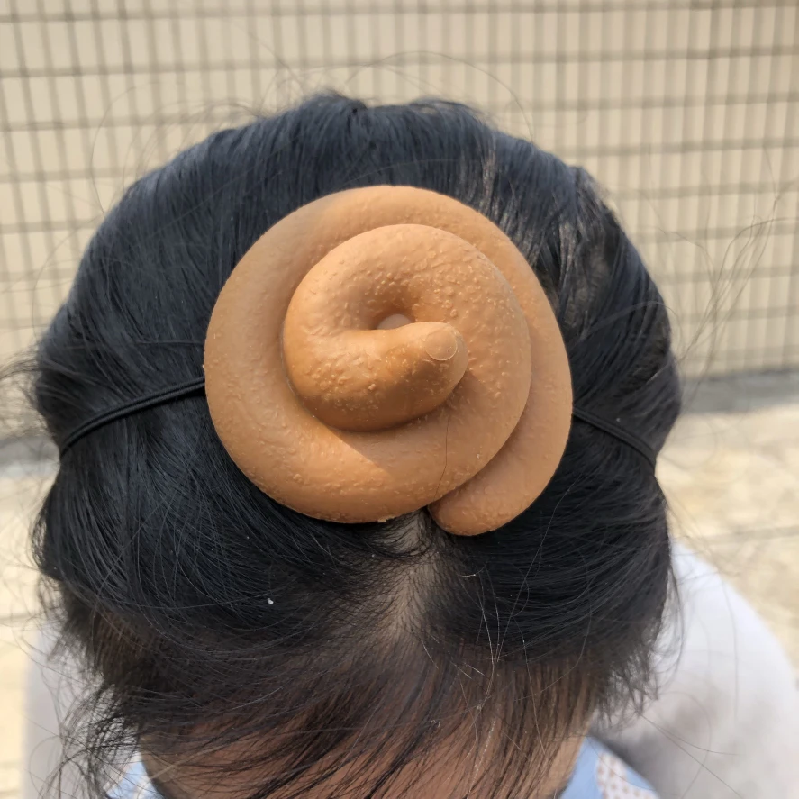 

10pcs Funny Simulation Poop Hat Cute Headwear for Kids Novelty Christmas Halloween Party Hat Dress-up Cosplay Accessories Props