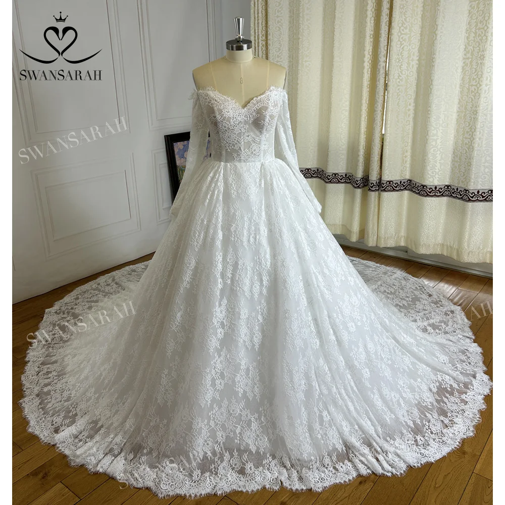 chinese dress ladies 1950s 1960s White Lace Sweetheart Wedding Gown main image 1