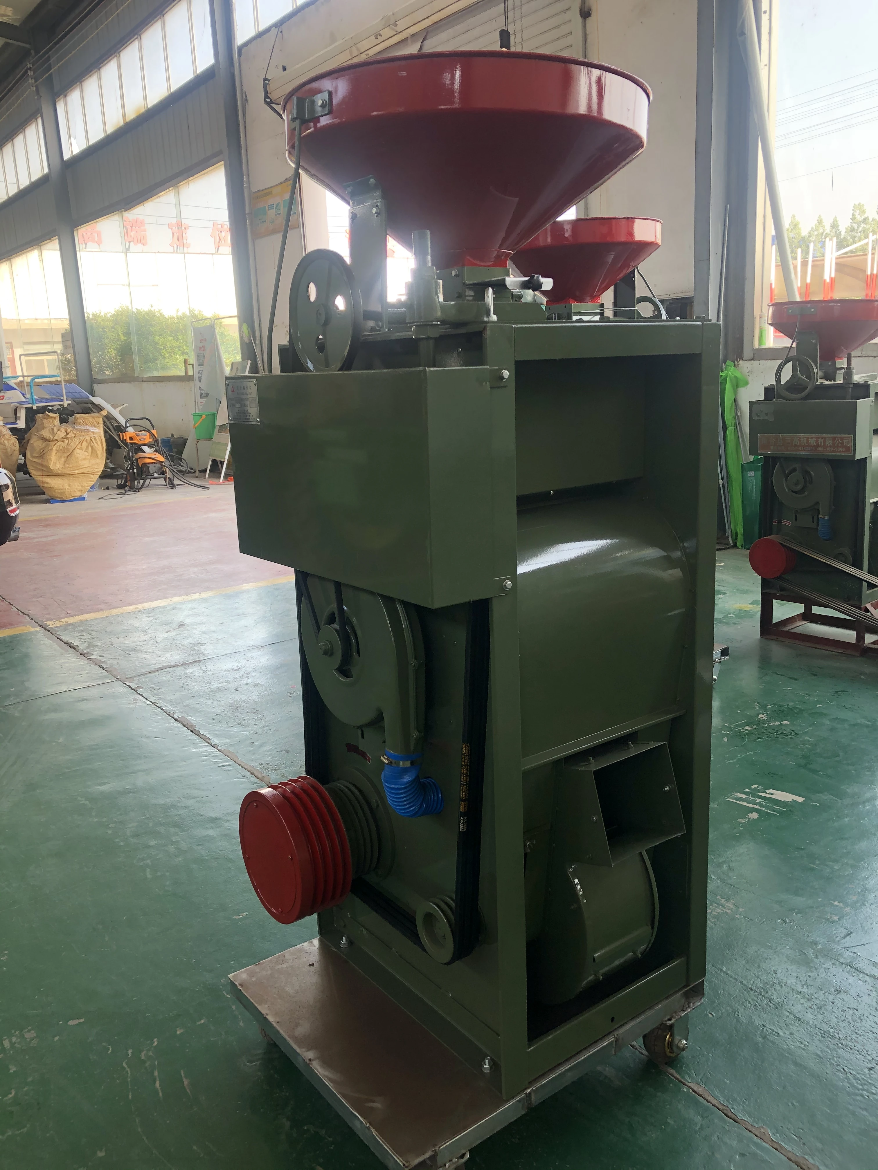 โรงสีข้าวยอดนิยมของซีรีส์ Sb เครื่องแปรรูปเครื่องขัดข้าว/อาหาร/เมล็ดพืช