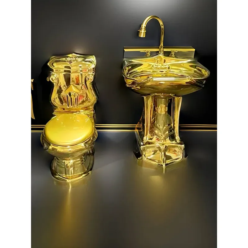 Golden Retro Palace Style Toilet with Relief Design Large Diameter Silent Flush Creative Bathroom Fixture for Hotel Home Use