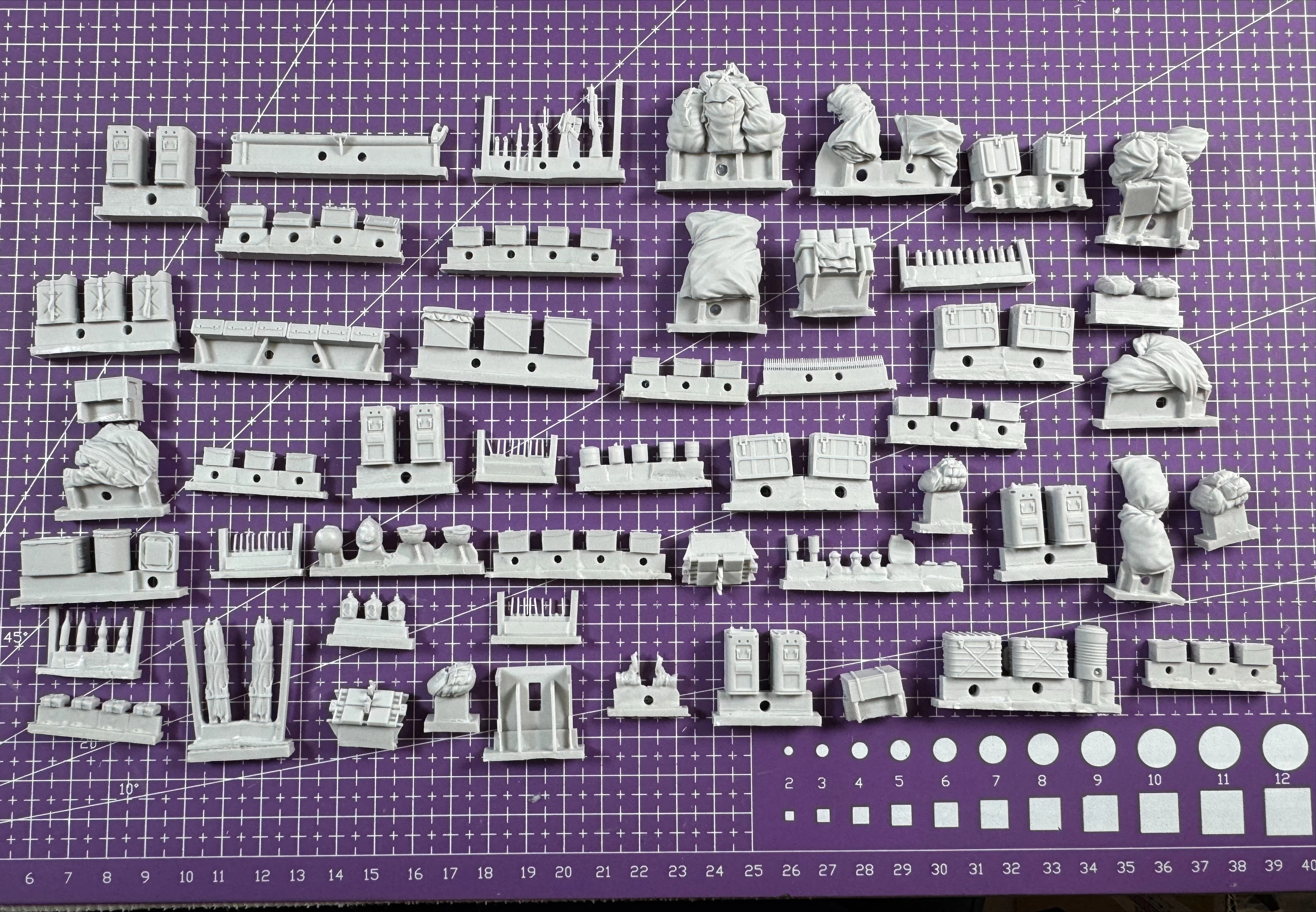 

1:35 Cast Resin Model Assembly Kit, GK, M48A3 Tank Debris, Unpainted (large Kit)