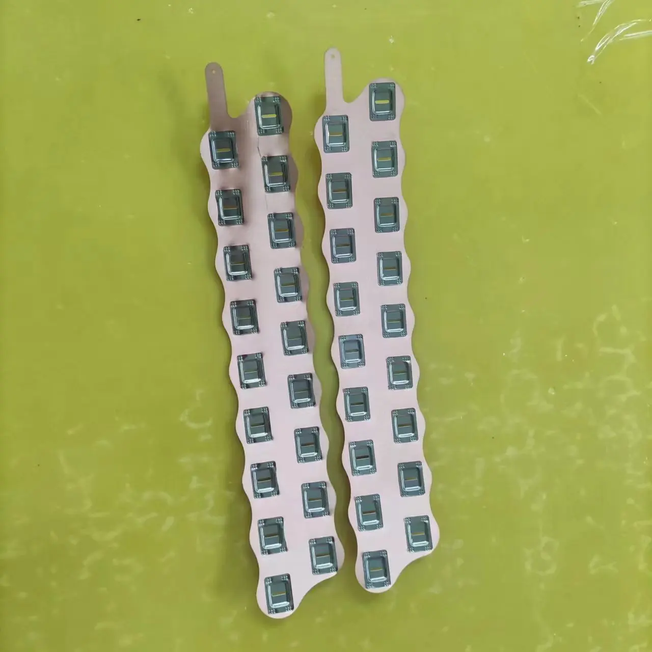 1mm Busbar 21700-20S10P Honeycomb Arranged Copper  22.5mm Copper-nickel Composite Strip For Electric Motorcycle Power Battery