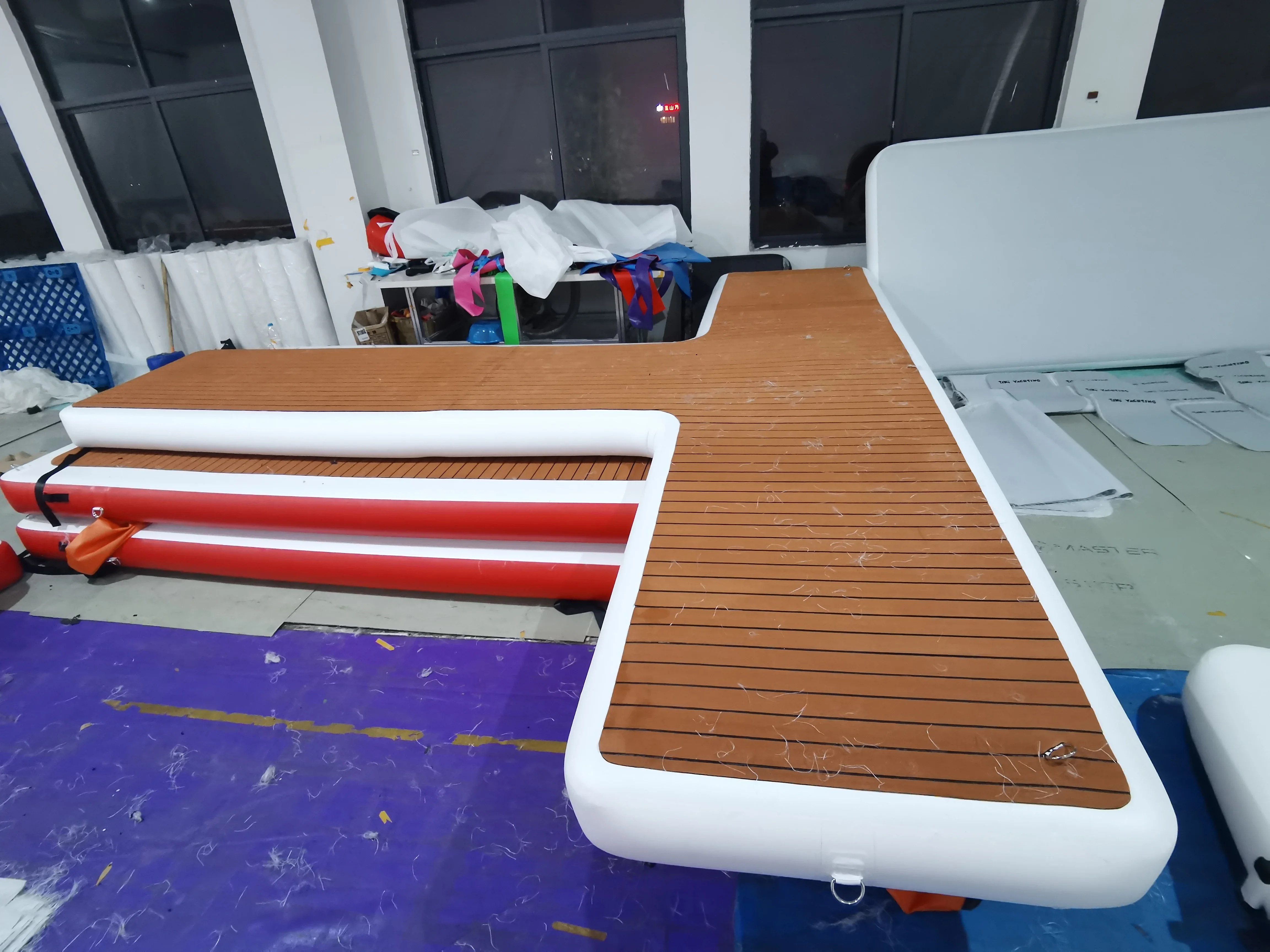 Commercia Floating Island Water Trampoline Mat Park Custom Wholesale Nadmuchiwany zawór pływakowy pontonu wodnego