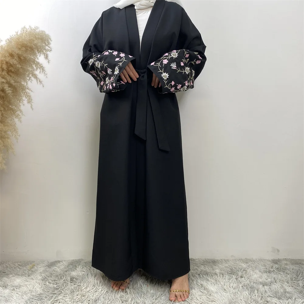 Eid Abayas for Women Muslim Modest Dress Embroidery Kebaya Kimono Cardigan Dubai Open Abaya Islam Clothing Femme Musulmane Robe