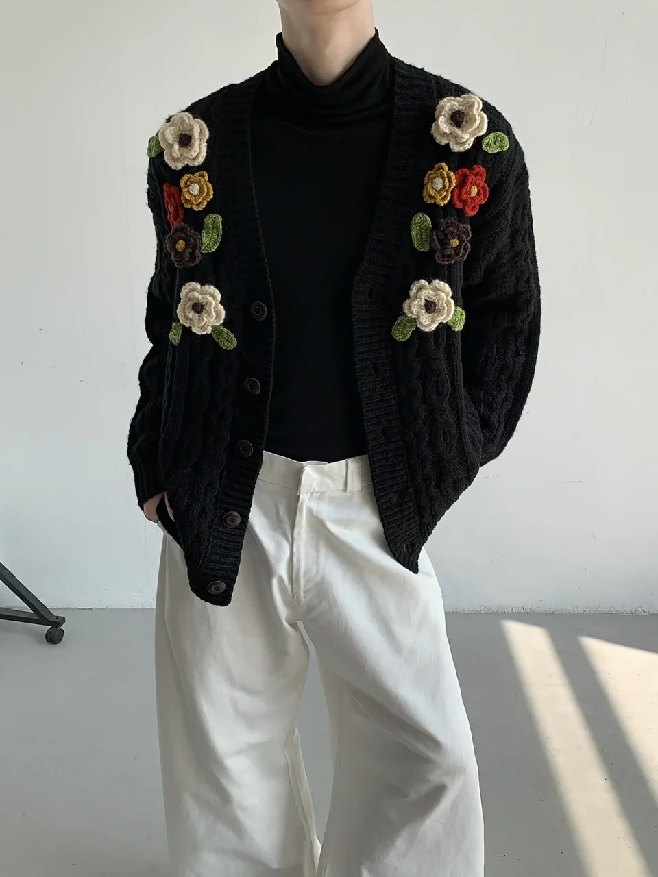 Men Women 2025 Autumn New Bright Colorful Floral Knitted Cardigan High-End V-Neck Sweaters Jackets Color Matching Knitted Tops