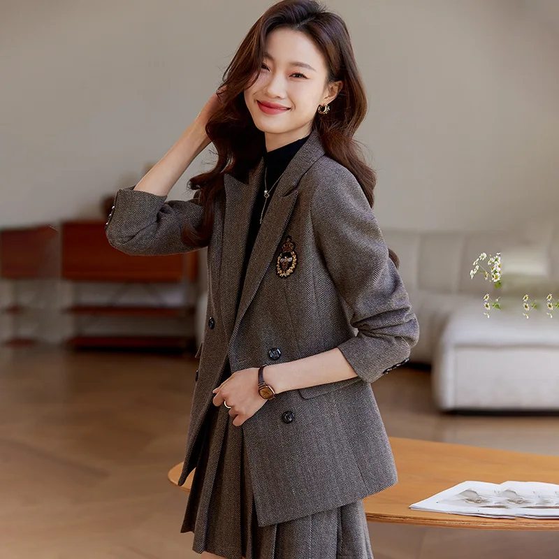 College Style Suit Jacket for Women Spring2024NewJKUniform-Styled Pleated Skirt Suit Skirt High Sense Fashion Tailored Suit