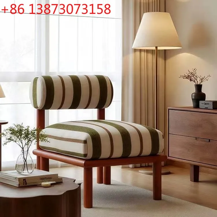 

French retro single sofa chair size apartment living room balcony designer solid wood leisure chair back chair medieval