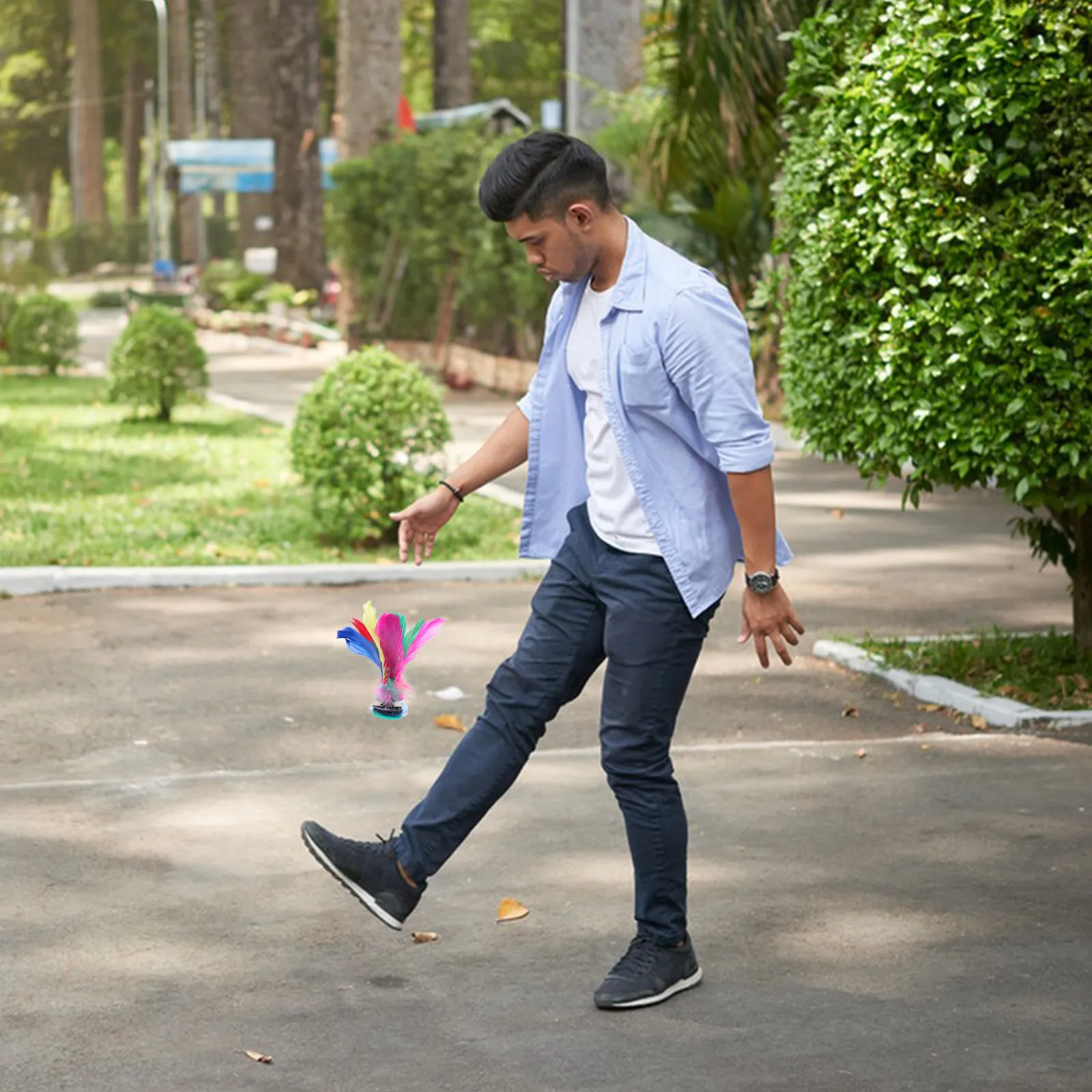 

Colorful Chinese Shuttlecock Handmade Goose Plume Jianzi Outdoor Indoor Sports For Kids Adults Exercise Coordination Game