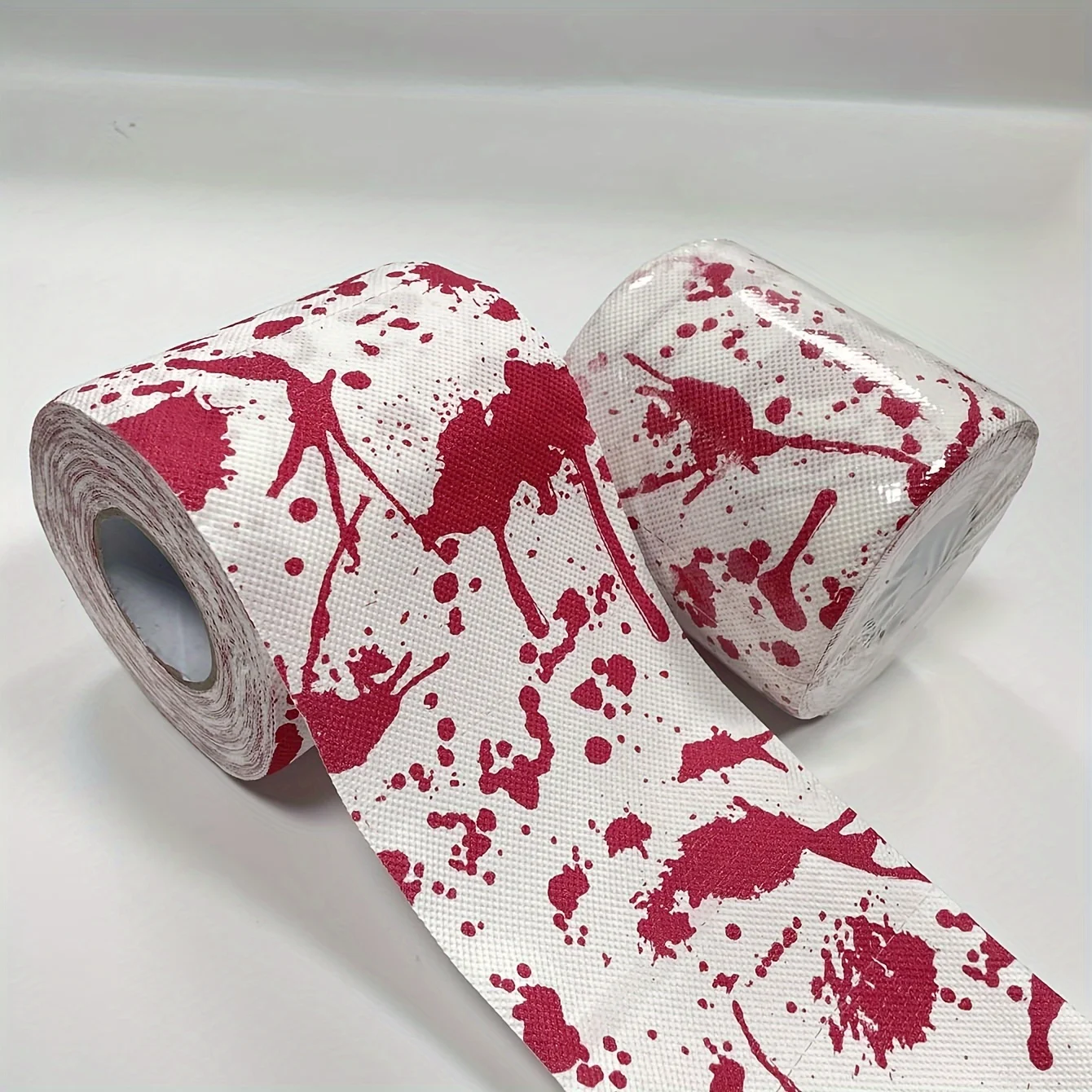 할로윈 혈액 스플래터 디자인 화장지 무서운 파티 및 창의적인 휴일을 위한 다중 접힌 연속 롤, 할로윈 소품
