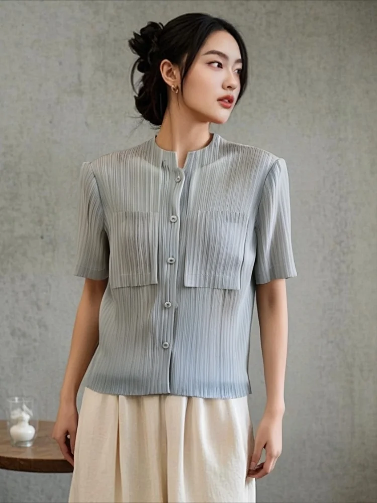 

Miyake Pleated Pocket Design Solid Color Collar Pleated Short-sleeved Shirt Female Summer New Commuter Single-breasted Blouse
