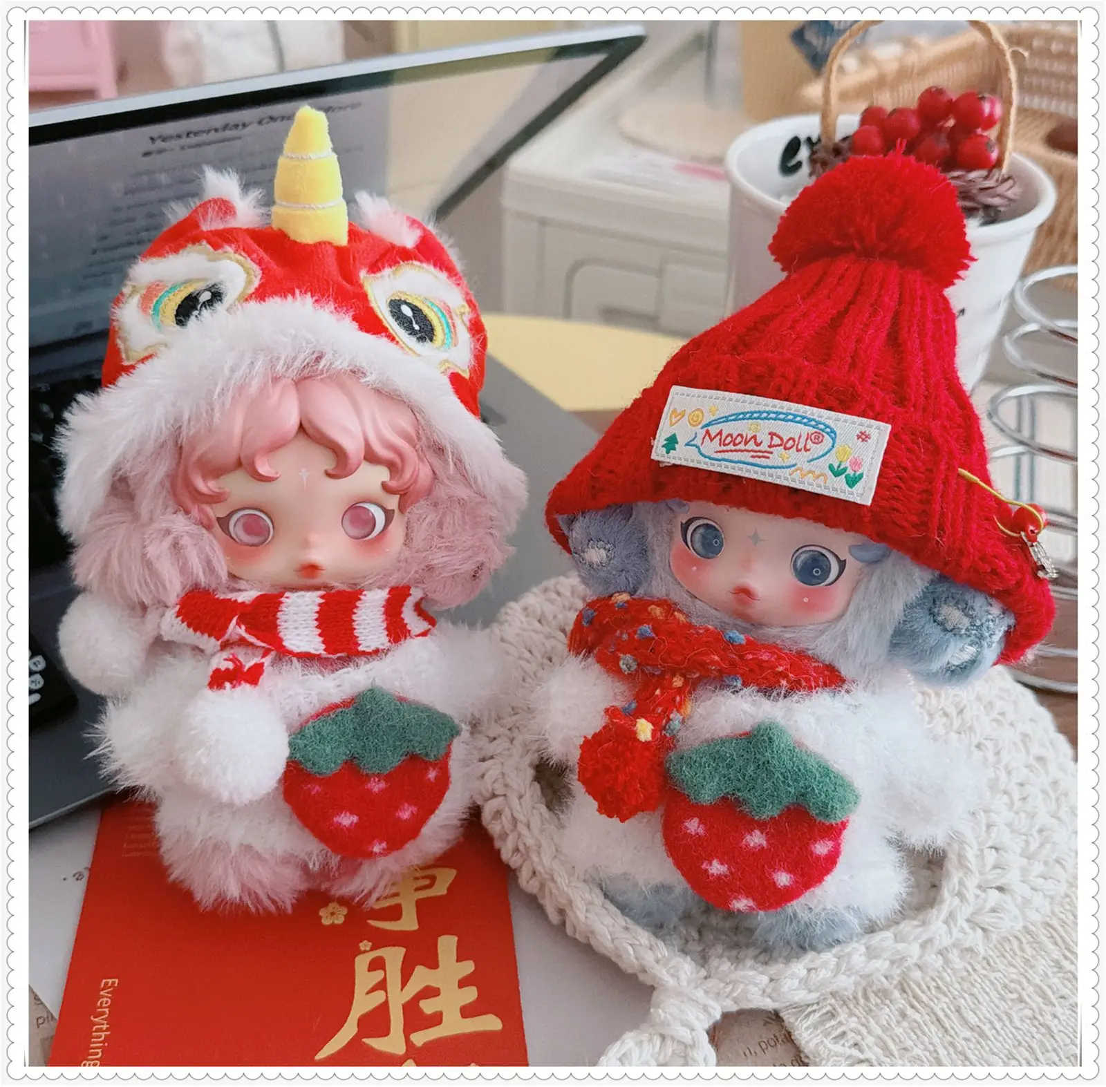 Pull en peluche doux à motif de fraise de dessin animé, adapté aux poupées idoles de 10 cm, accessoires vestimentaires, ensemble rouge, décoration du Nouvel An, collection de fans, cadeaux