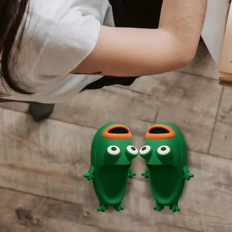 Fish Slides Anti-slip Cartoon Animal Slippers Cartoon Animal Bath Shoes Unisex Couple Beach Slipper Funny Gift Cute Frog