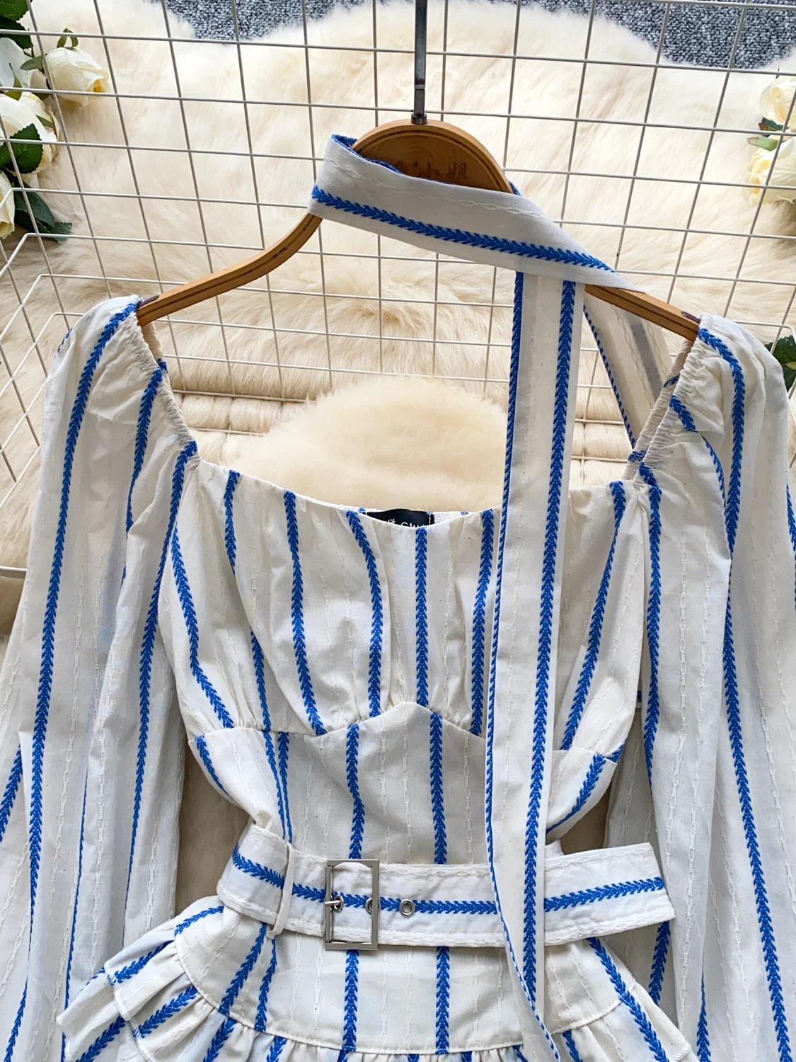 Ele besticktes Bubble Sve gestreiftes Irt Damen-Top mit lockerer Passform und Gürtel an der Taille, faionable Autumn Irt