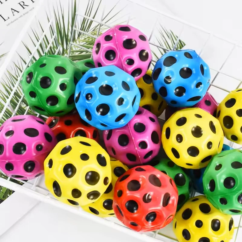 2개입 홀 볼 소프트 안티 그래비티 고무 장난감 - 극강의 탄성 볼 야외 게임 스포츠 안티 스트레스 바운스 볼