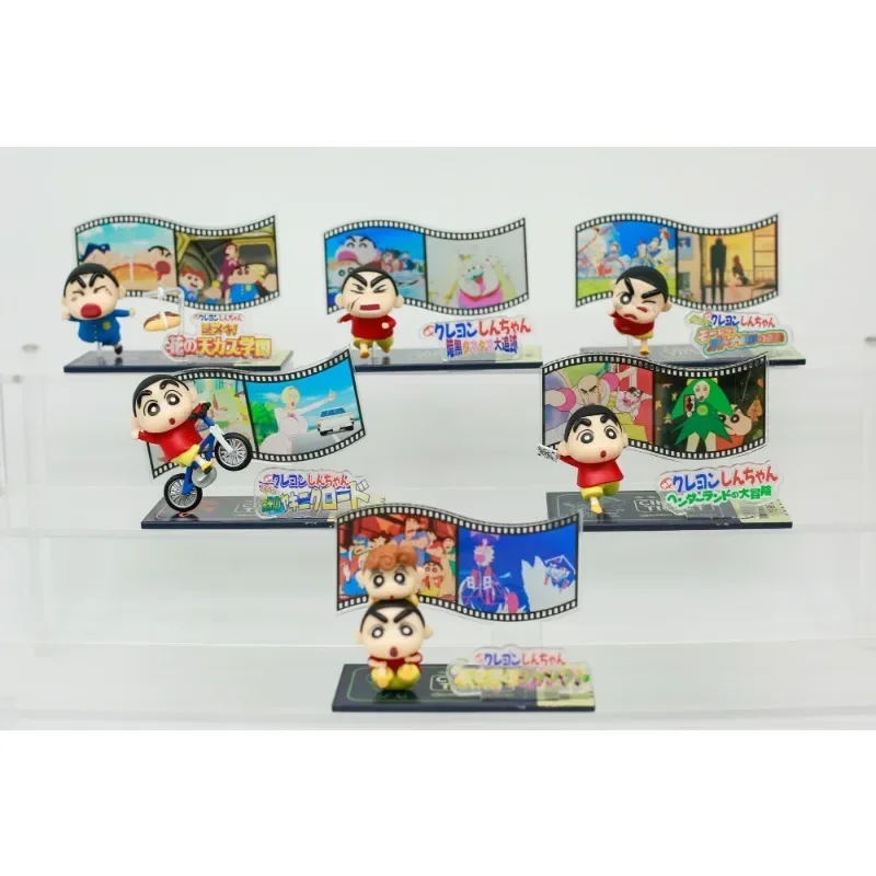 

Crayon Shinchan Blind Box Toys Miniatur Running Posture Scene Doll Model Toys Collect Ornaments Kids Gifts
