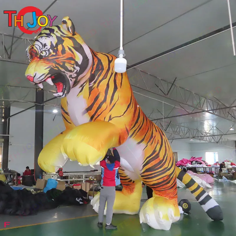 customized 5 Meters 17ft Tall New Year Giant Inflatable Standing Up Tiger for Display