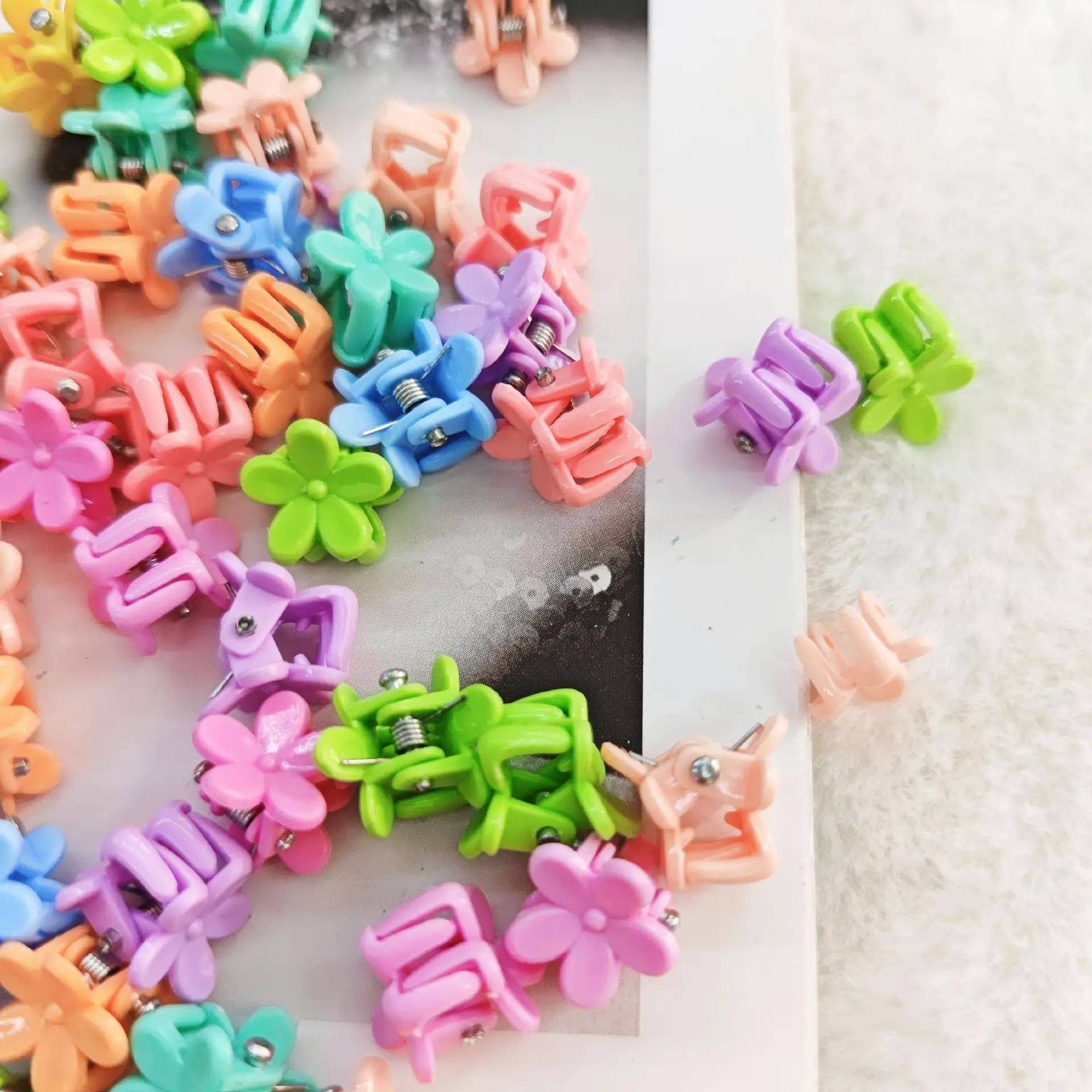 30-50PCS Modische Nette Kinder Haar Greifen Clip Weibliche Seite Clip Nette Prinzessin Haar Karte Schmuck Kopf Blume mini Kleine Haar – Detail 5