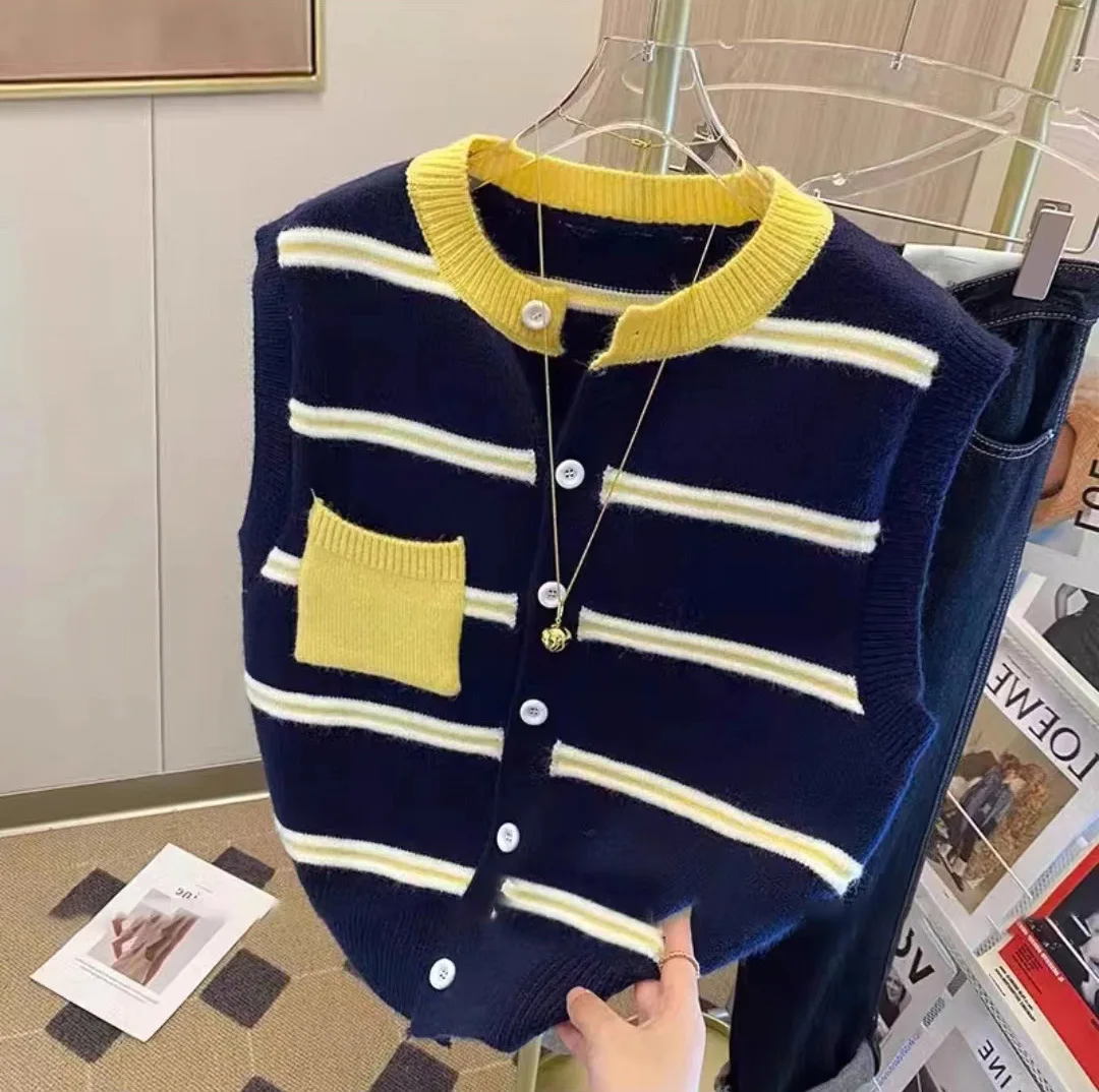 Colored round neck cardigan sweater vest for women spring and autumn 2025 casual camisole striped knit sweater vest female tops