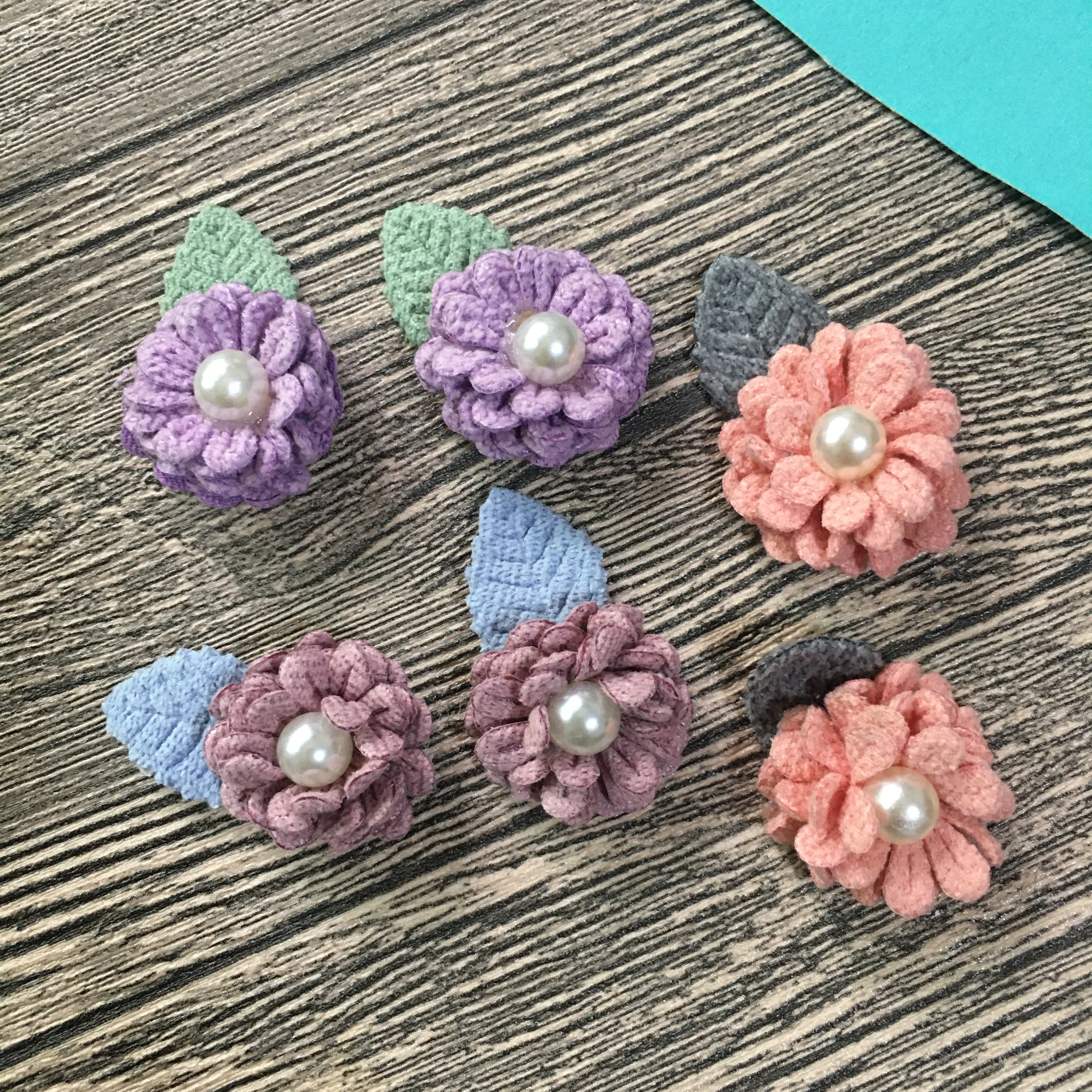 10 Stks/partij Platte Achterkant Mini 1.0 "Breien Bloem Met Parel Voor Diy Accessoires Haar Bloemen Bruiloft Hoeden Broches Huisdecoratie