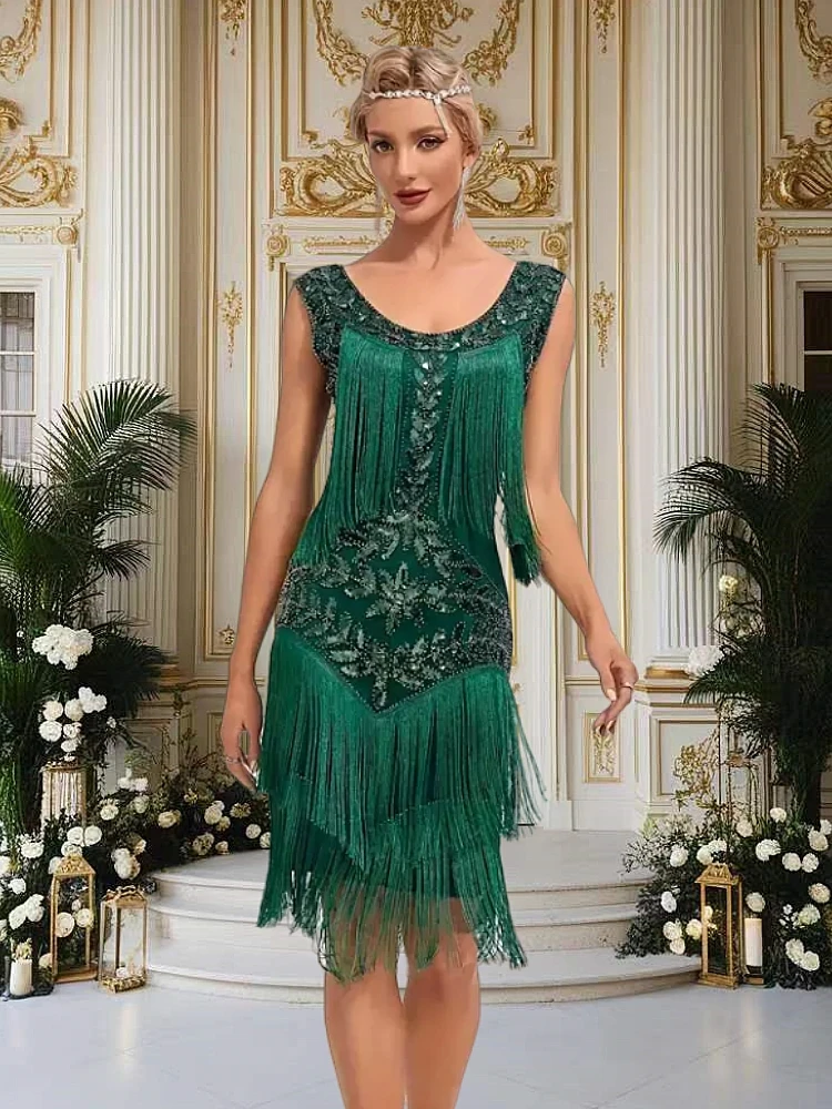 green flapper style dress Zapaka Women 1920s Dress Dark Green Scoop Neck Flapper Dress With Fringes, Dark Green / M main image 0