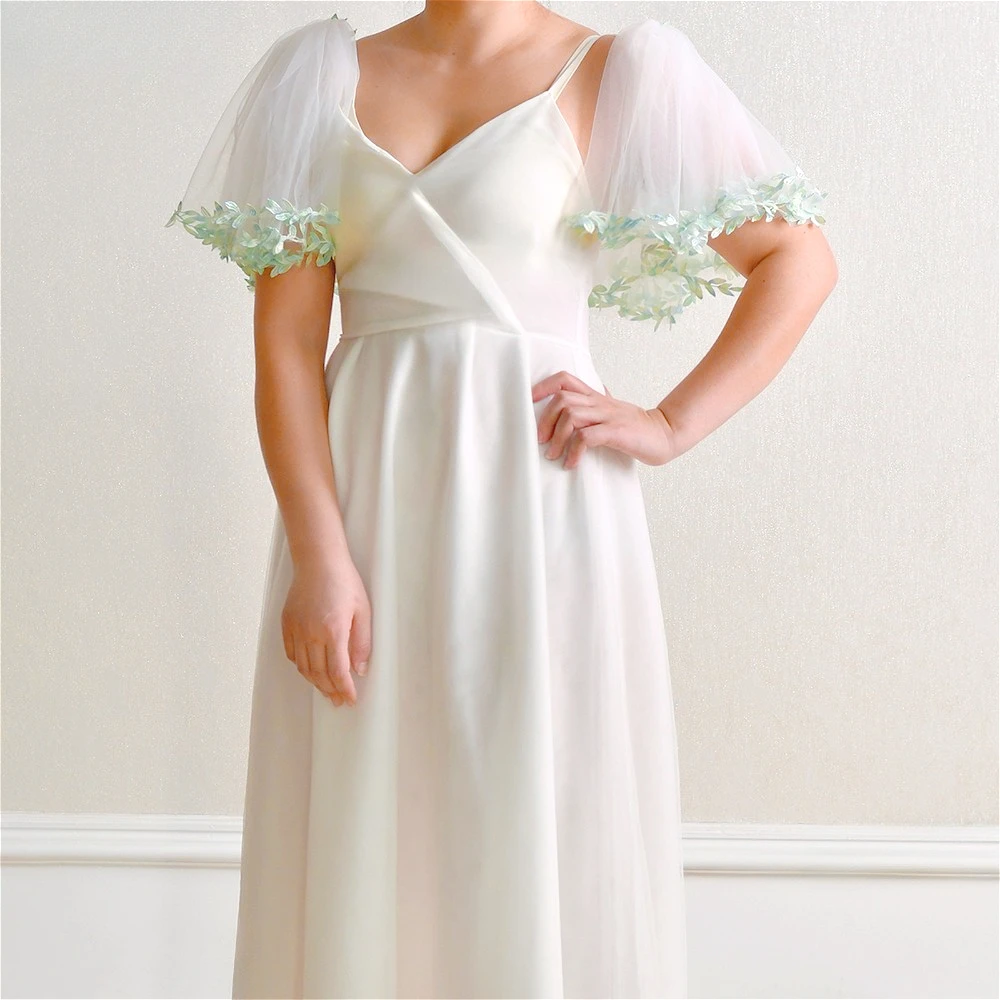 2pcs Handmade Leaf Trim Tulle Bridal Shawl Removable Sleeves Girlfriend Wedding Bolero Wedding Accessories Wedding Props Ivory
