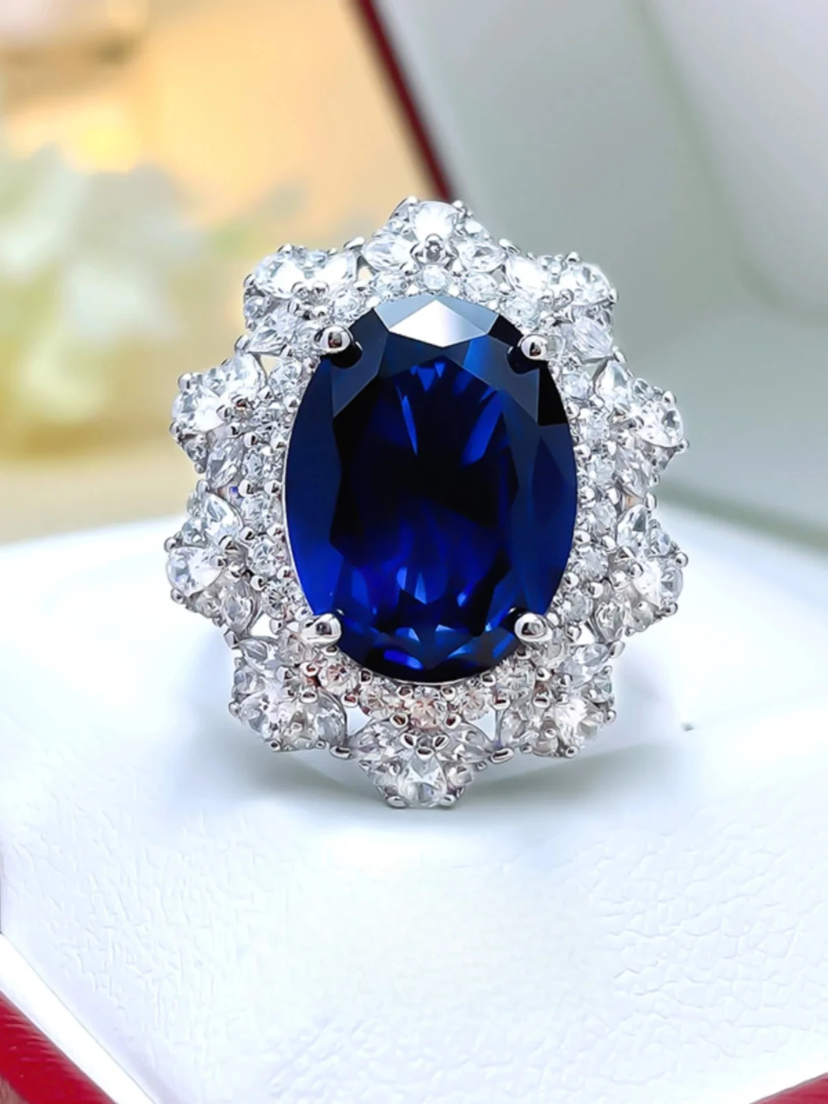 

Fashionable Light Luxury Heavy Industrial Blue Ring Corundum Retro Palace 925 Sterling Silver Diamond Ring Retro Wedding Jewelry