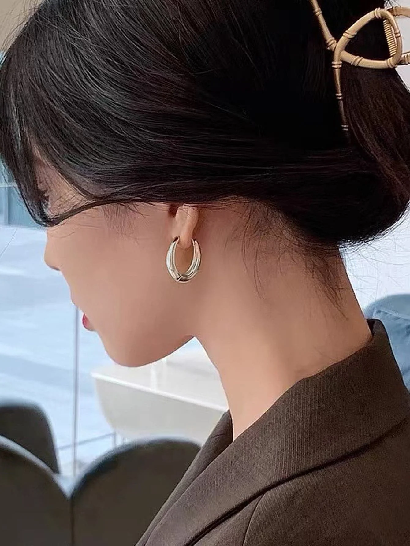 Polished Gold-Tone Oval Hoop Earrings for Everyday Wear image 5
