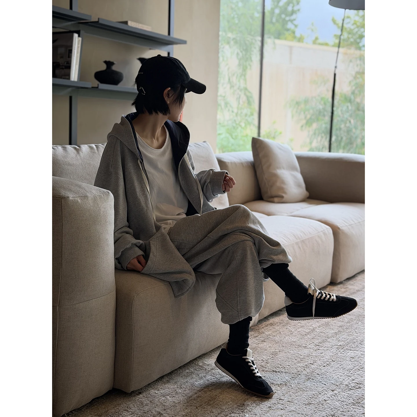 

Ayuko Double-Sided Wear Light Soft Materni Knitted Cotton Casual Outerwear And Mid-Pants Two-Piece Set for Women