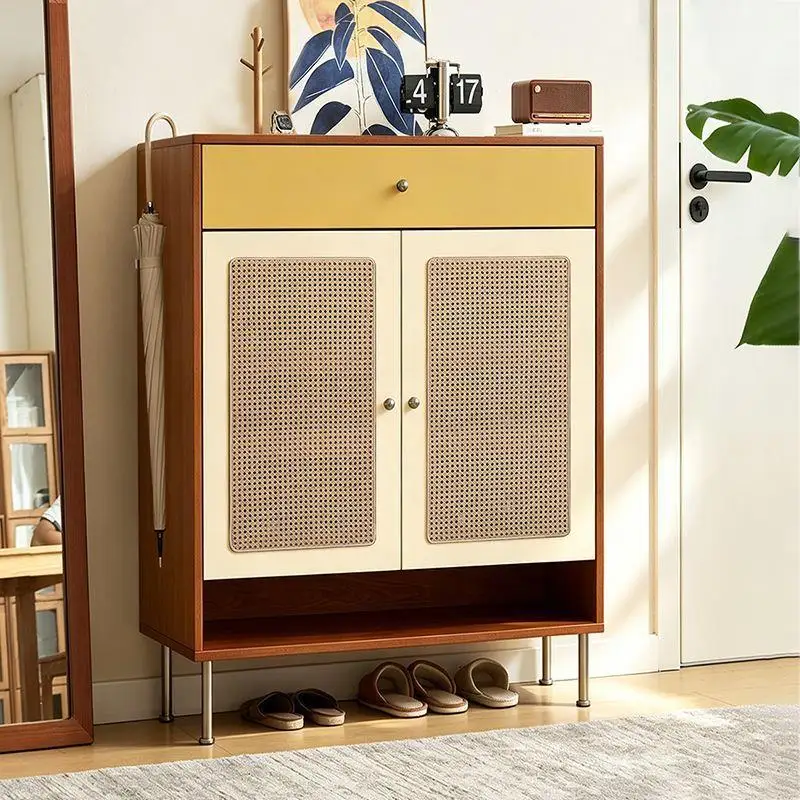Vintage style, color-blocked dopamine, entrance door, entryway shoe cabinet, woven breathable storage with wall-mounted storage