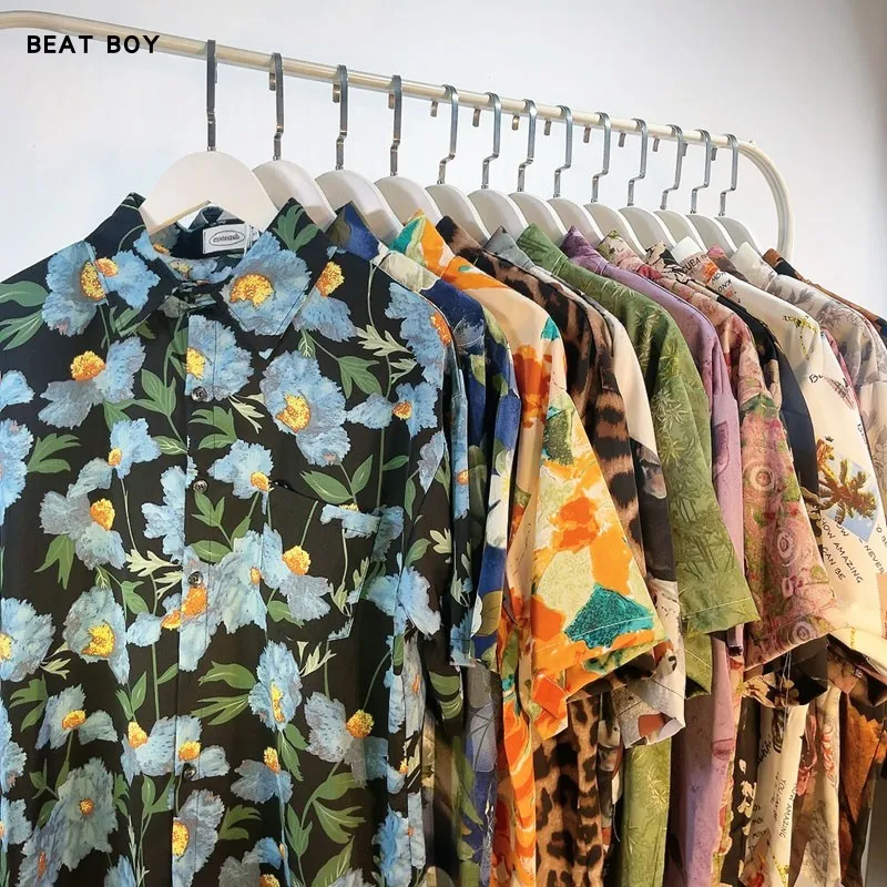 

Retro American Hawaiian Loose Style Ice Silk Lightweight Short Sleeve Floral Shirt for Men And Women Summer Breathable Casual...