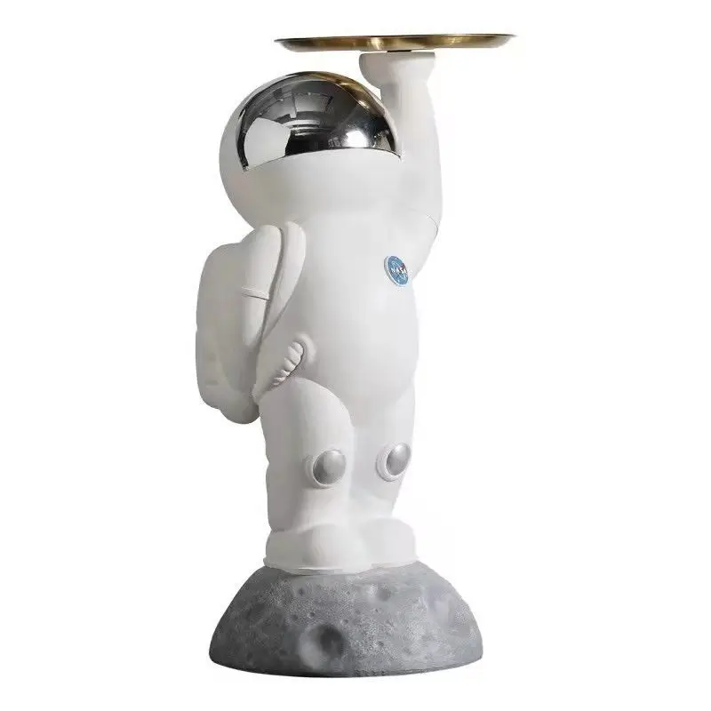 

Creative astronaut landing ornament Living room welcome tray Organize home astronaut decorations