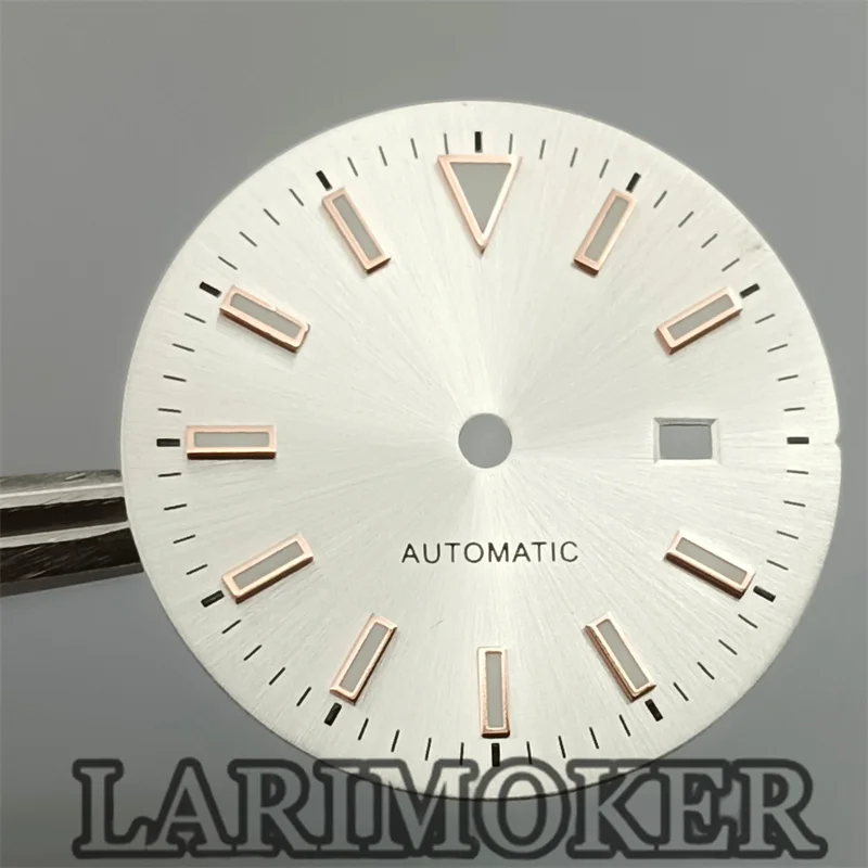 قرص ساعة LARIMOKER بشريط أخضر مضيء ، h05 ، حركة NH06 ، رقم روماني ، بدون انفجار شمس مضيء ، مؤشر nay