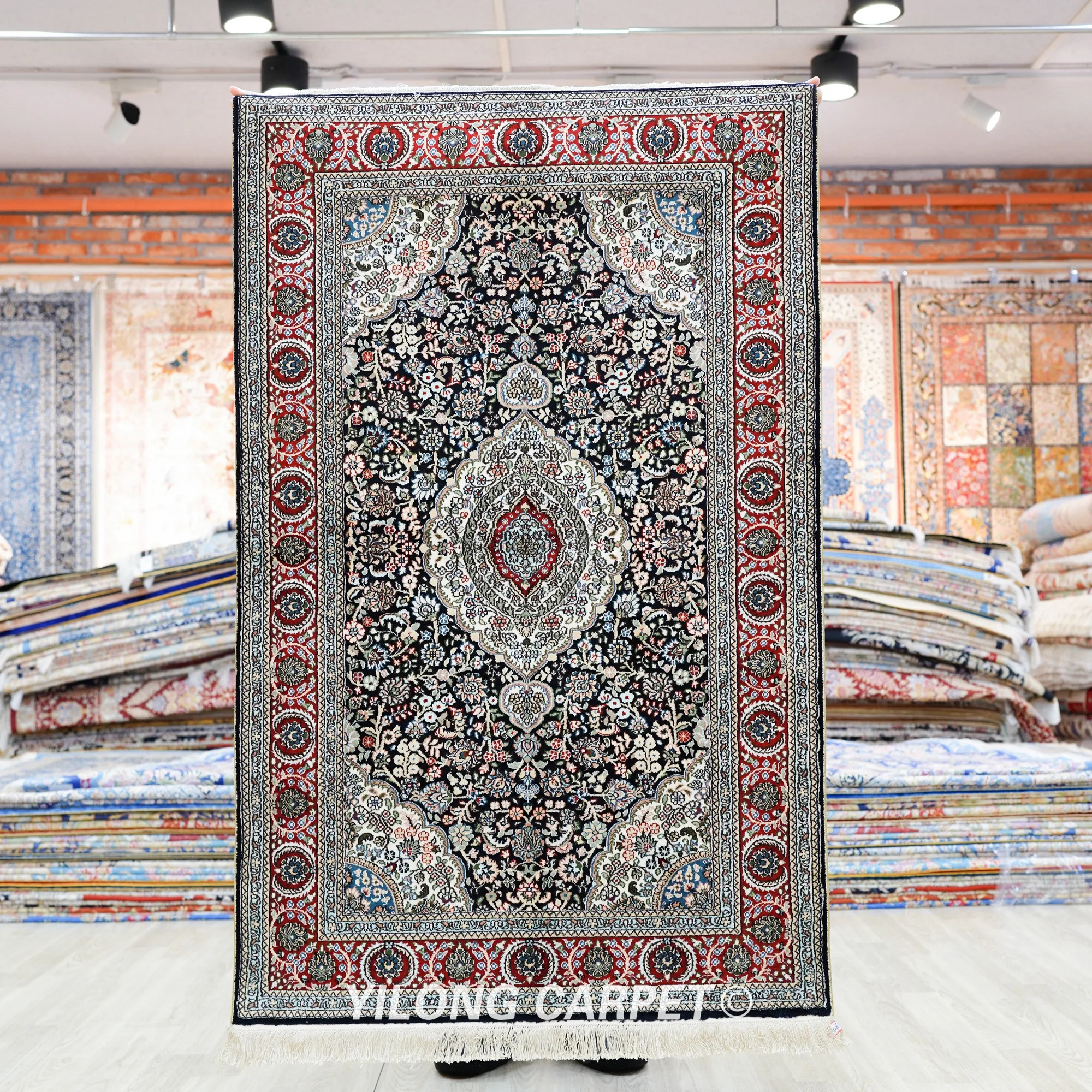 91x152cm Long Handcraft Carpet Strip Traditional Hand Knotted Silk Area Rug (SLF165B)