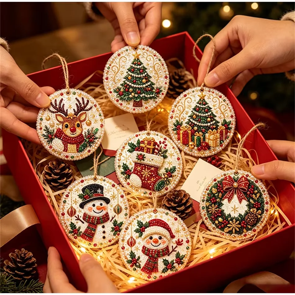 Woodworking Resin - クリスマスを盛り上げる、ダイヤモンドアートキット。木製のクリスマスオーナメント（雪だるま、トナカイ）で、手作りの楽しいデコレーションを楽しめます。クリスマスギフトに最適。