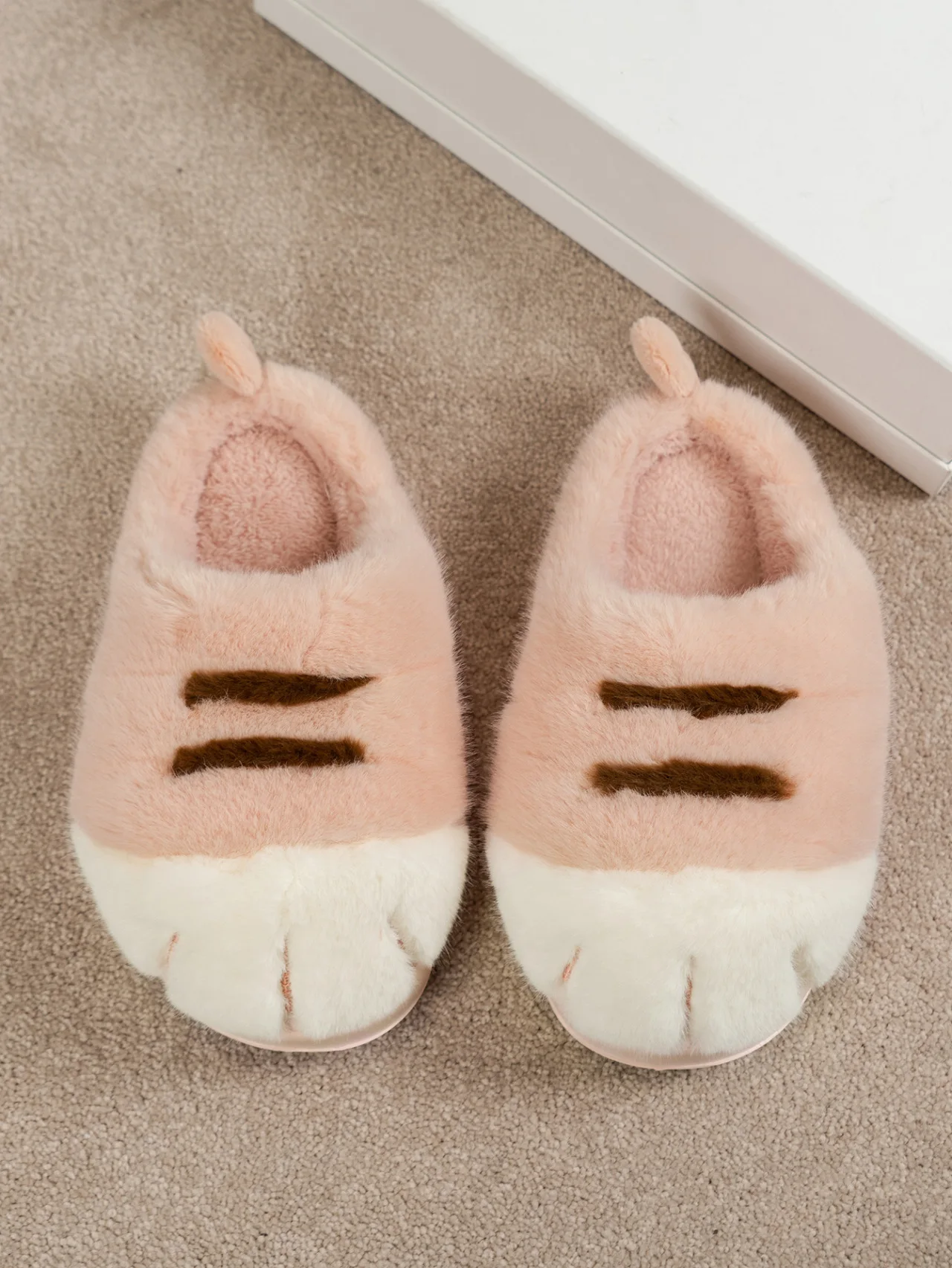 Neue Flauschige Katzenpfoten-Hausschuhe für Damen, Warme Winter-Pantoffeln, Lustige Flauschige Tierpfoten-Innenschuhe – Detail 18