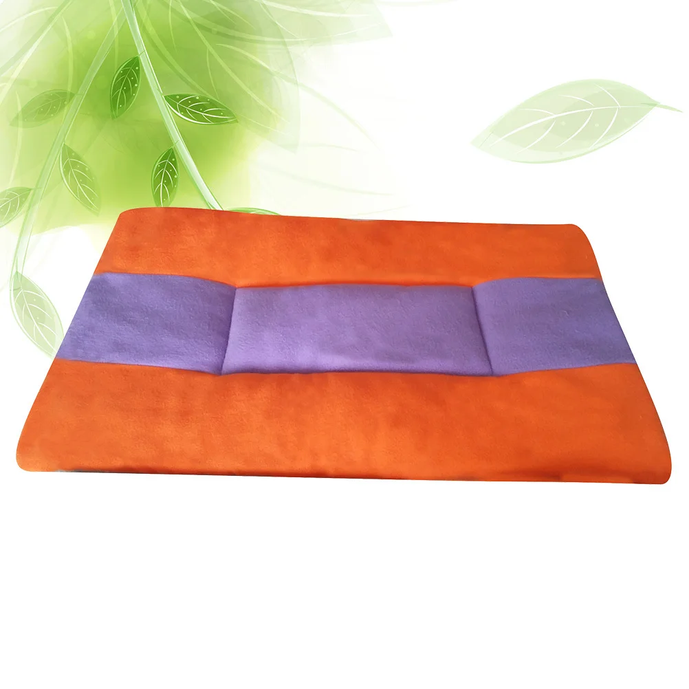 

Pet Blanket Dual Color Fleece Dog Bed Mat 39x32cm Winter Warm Soft Cushioned Mattress for Pet Crate Couch Travel Carpet