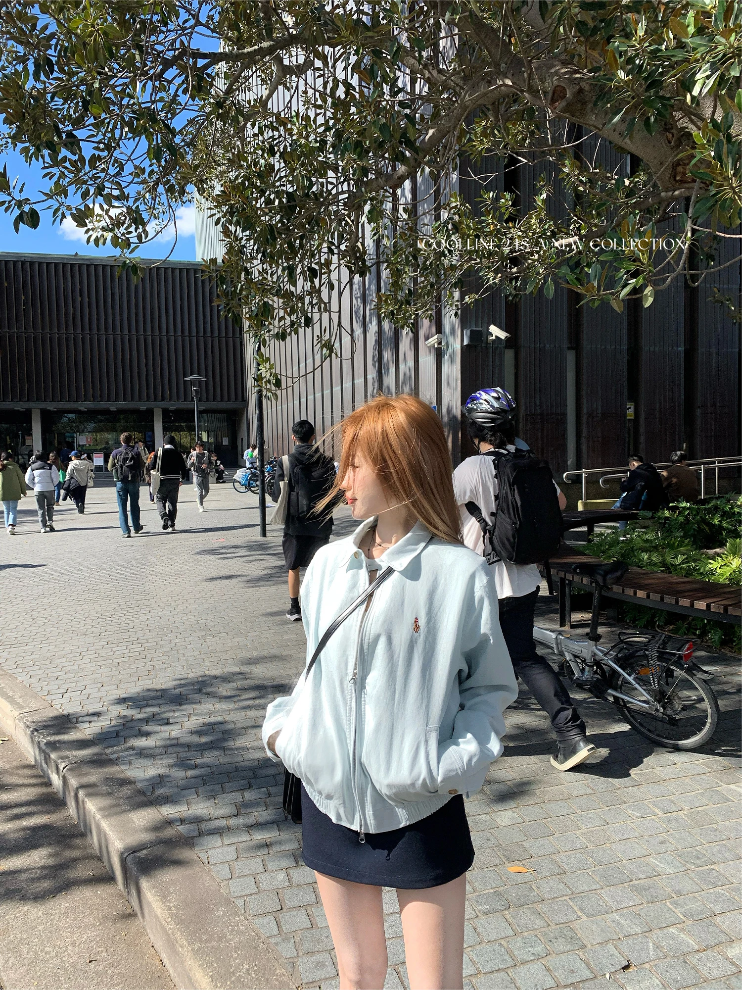 

Coolline Lin Zixi Легкий льняной хлопок Babyblue с вышивкой Свободное ощущение Верхняя одежда Jaet Длинная молния для поездок на работу