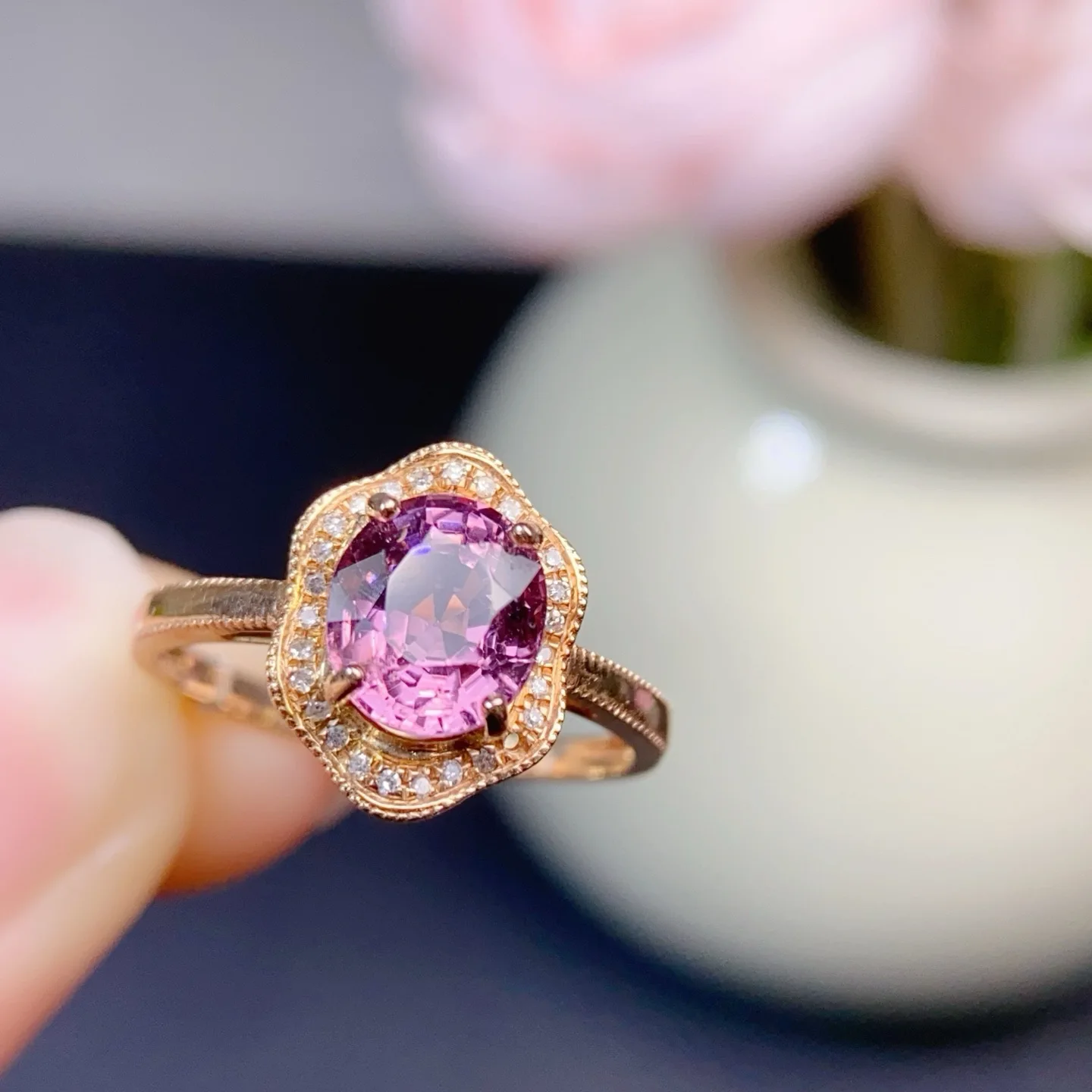 

Кольцо из натурального турмалина 1,8 карата из цельного золота 18 карат, чистый драгоценный камень с огненной бриллиантой, включает сертификацию драгоценных камней