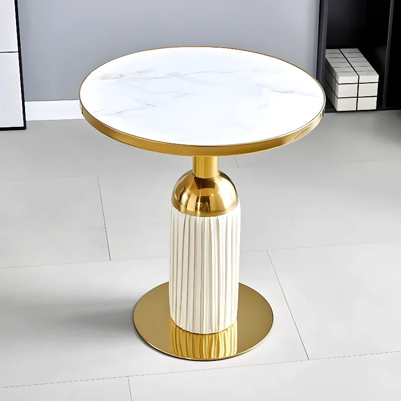 Negotiate the combination of tables and chairs to receive customers Small apartment simple milk tea coffee table Sales office Ba